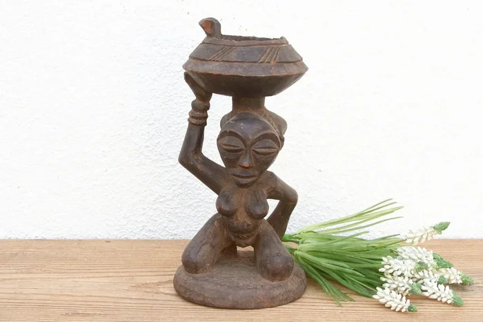 African Luba Tribe Carved Offering Vessel (Trade)