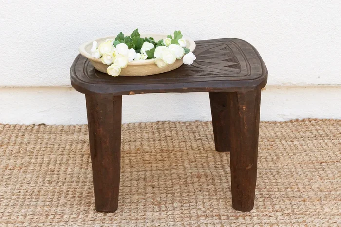 Authentic Carved Top Dukoci Nupe Table