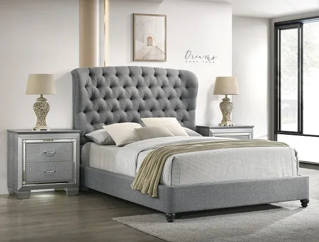 Contemporary Upholstered King Platform Bed with Tufting