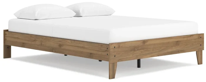 Deanlow Queen Platform Bed