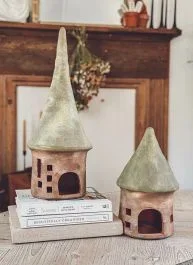 Decorative Garden Toad House 11 Inch