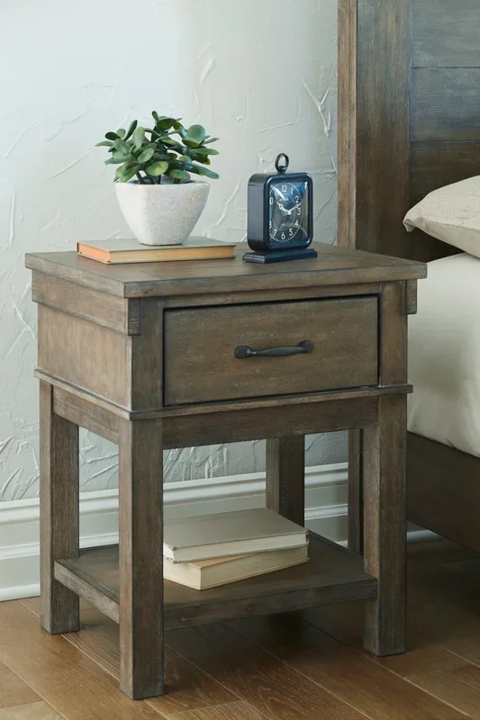Shamryn Nightstand