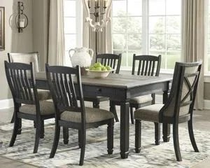 Tyler Creek Dining Table With 6 Chairs