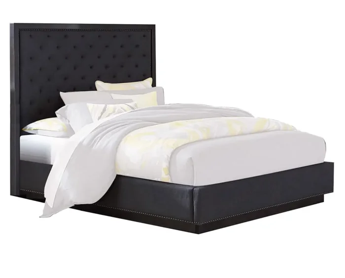 Veltry Upholstered Bed