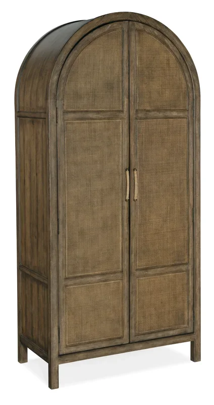 Wardrobe with Adjustable Shelves
