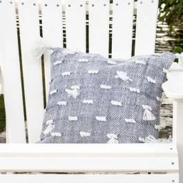 Woven Yarn Tasseled Accent Pillow